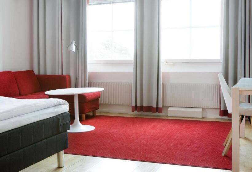 اتاق اجرایی, Comfort Hotel Arctic