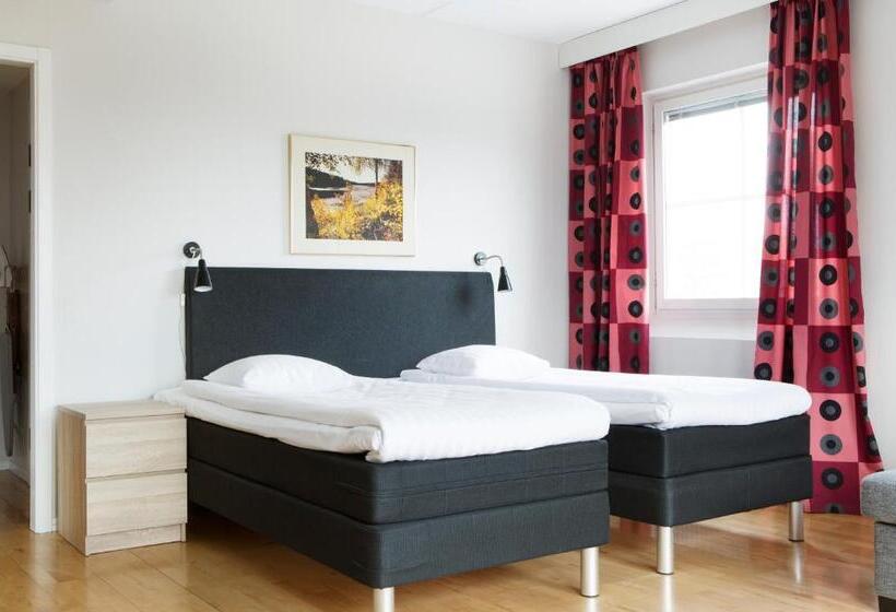 اتاق اجرایی, Comfort Hotel Arctic