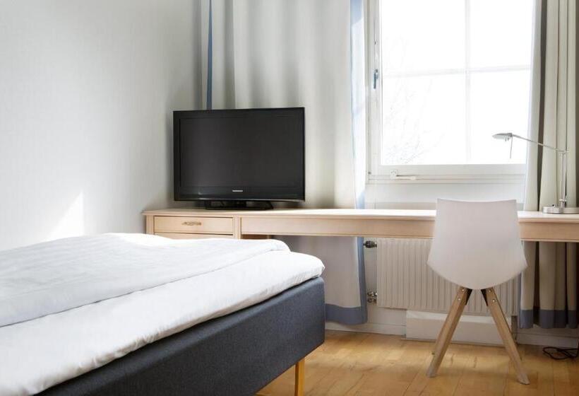 اتاق استاندارد یک نفره, Comfort Hotel Arctic