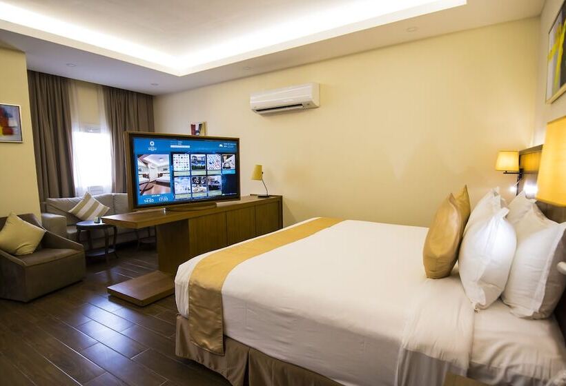 اتاق لوکس, Belad Bont Resort