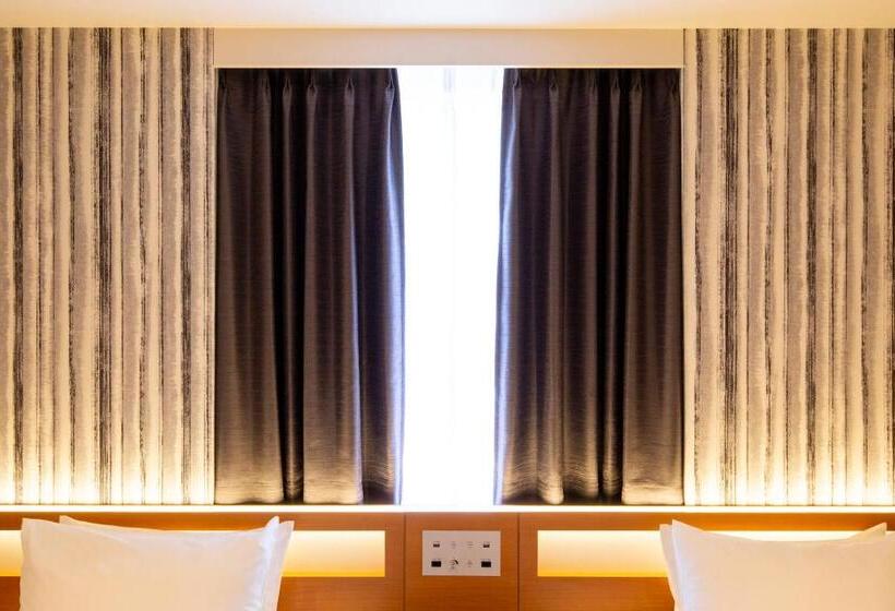 Номер Стандарт, Karaksa Hotel Grande Shin Osaka Tower
