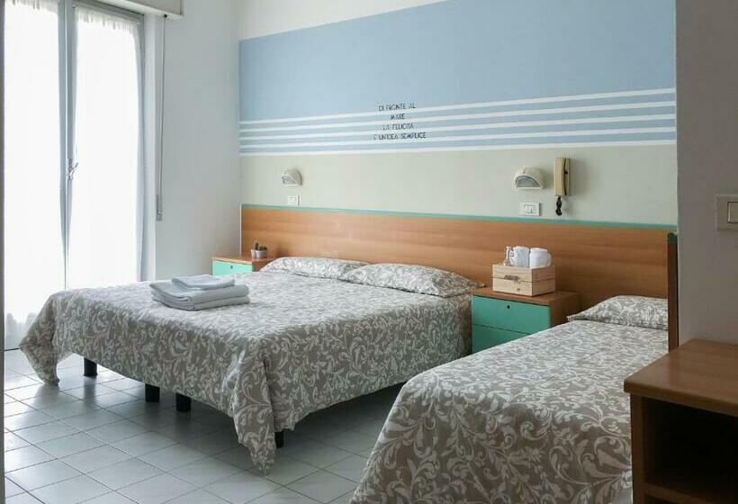 اتاق استاندارد سه نفره, Alba B&b