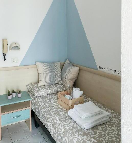 اتاق اکونومی یک تخته, Alba B&b