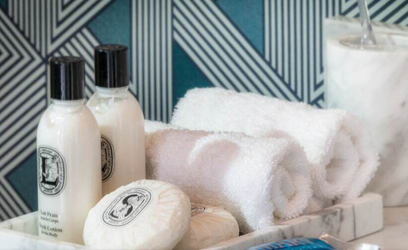 Президентский Люкс, Labotessa Luxury Boutique