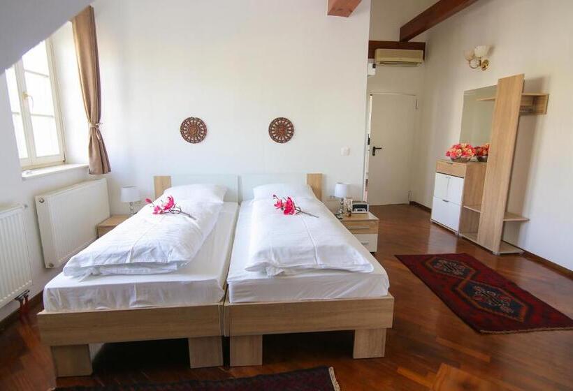 اتاق استاندارد, Vila Katrca