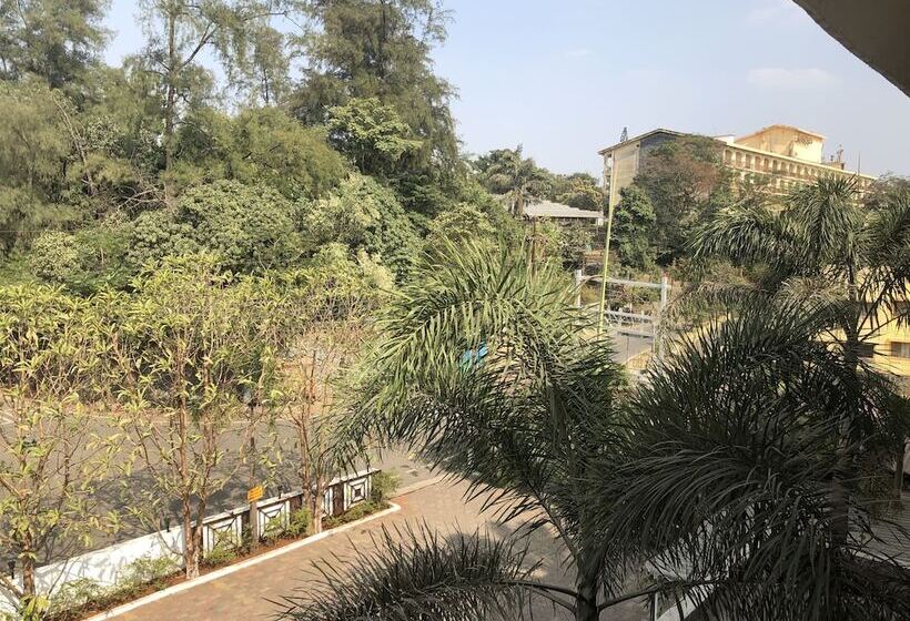 豪华两卧室公寓, Resort Silver Hills Lonavala