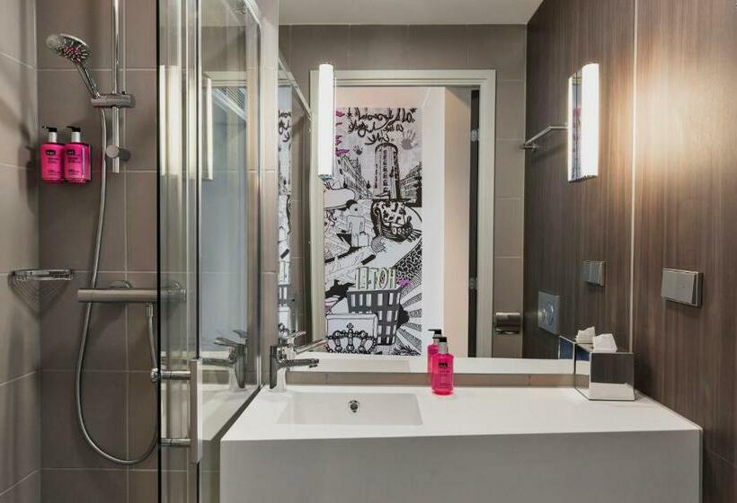 Номер Стандарт, Moxy Copenhagen Sydhavnen