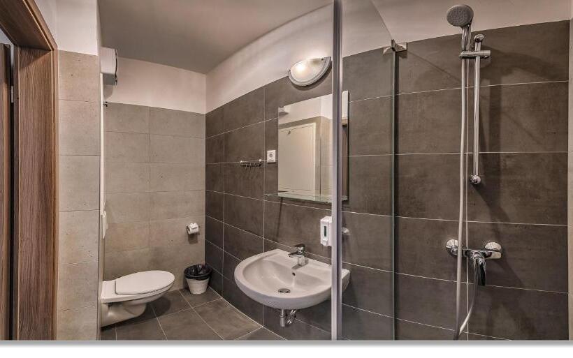 Apartamento 2 Dormitórios, Nova City Apartments