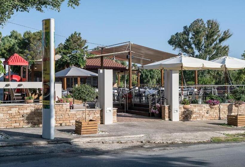 Апартаменты 2 Спальни, Akti