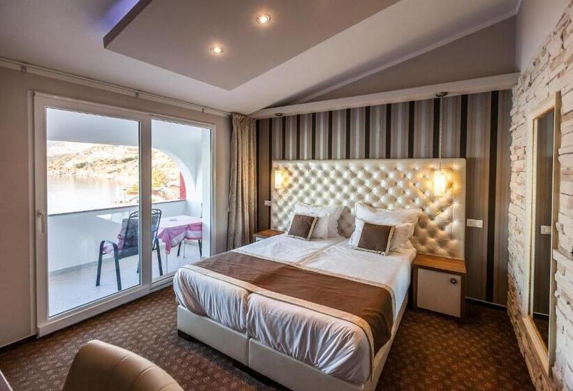 اتاق استاندارد با چشم‌انداز دریا, Rooms Nadia