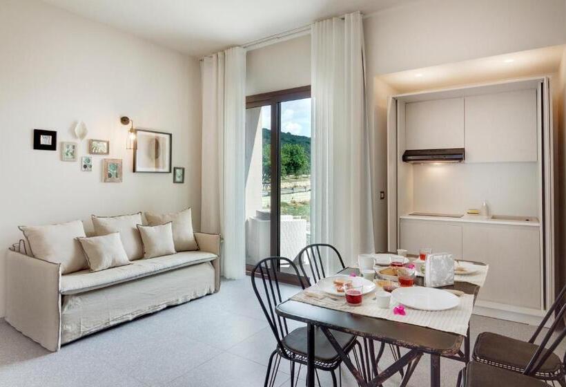 اتاق لوکس با بالکن, Relais Chiaramonte