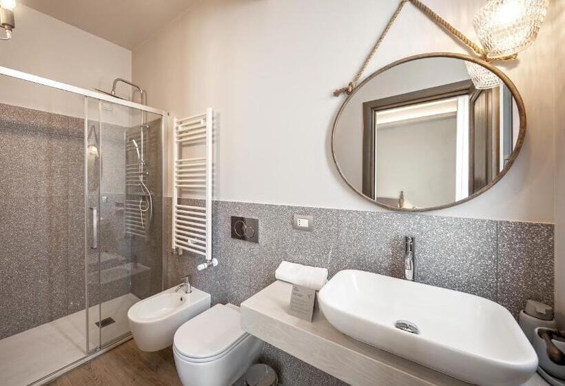 اتاق استاندارد, Relais Chiaramonte