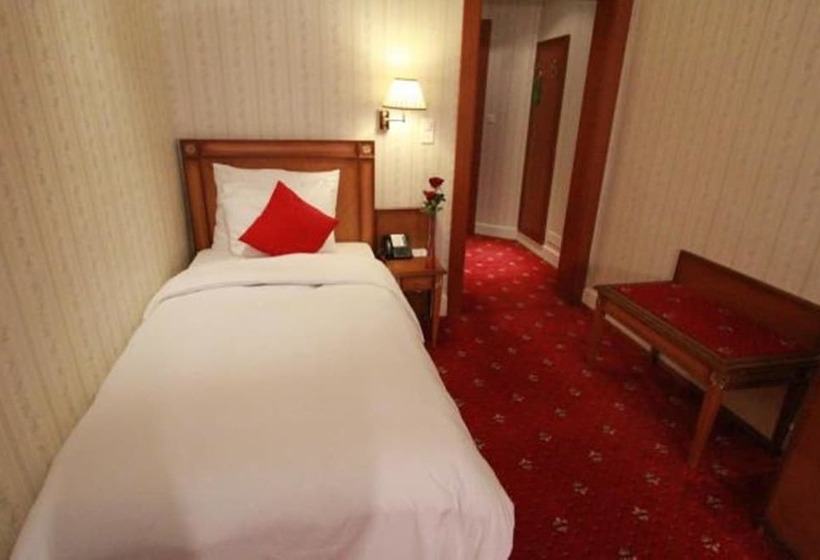اتاق سوپریور یک تخته, Golf Hotel René Capt