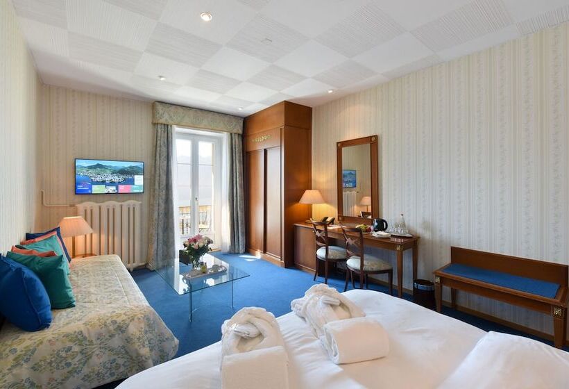 اتاق استاندارد سه نفره, Golf Hotel René Capt