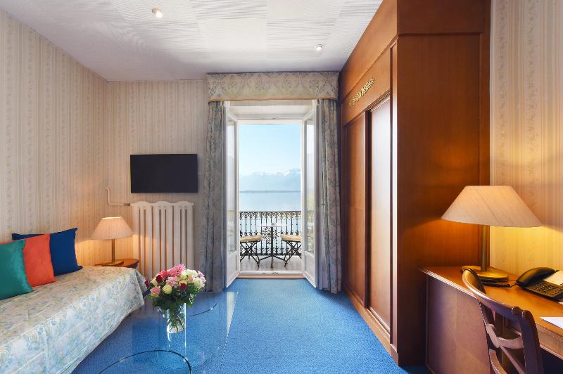 اتاق استاندارد سه نفره, Golf Hotel René Capt