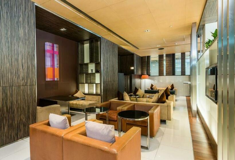 سوییت اجرایی, Pathumwan Princess Hotel   Sha Extra Plus Certified