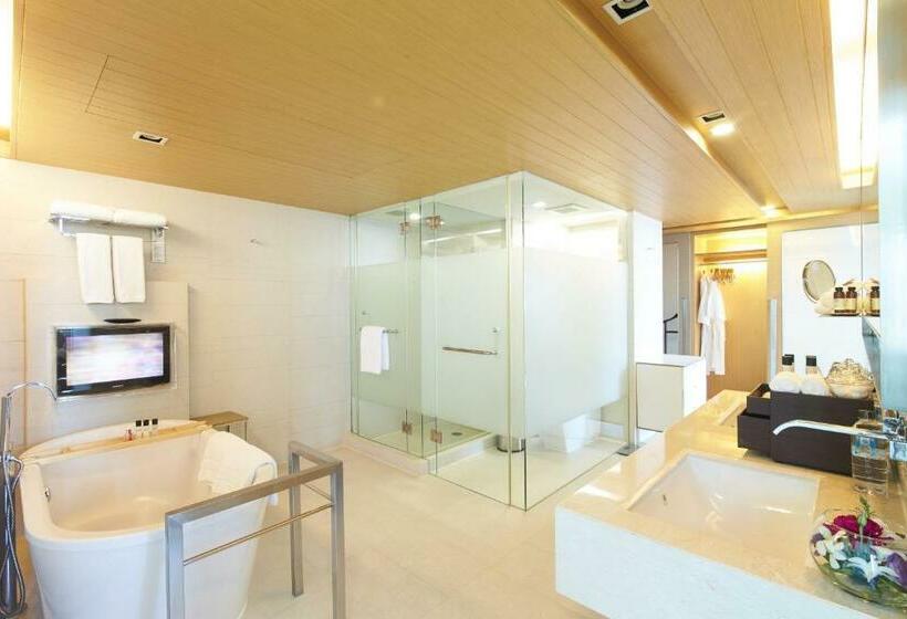 Suite with Terrace, Pathumwan Princess Hotel   Sha Extra Plus Certified