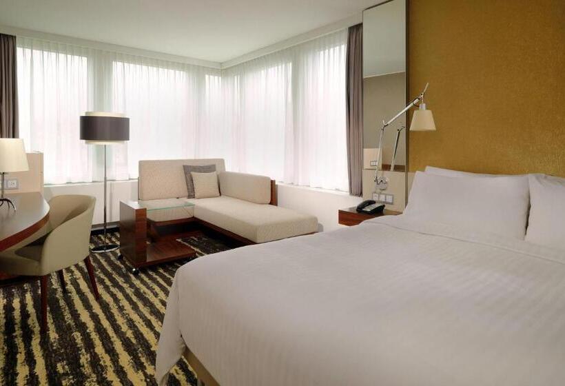 اتاق لوکس با تخت بزرگ, Zurich Marriott