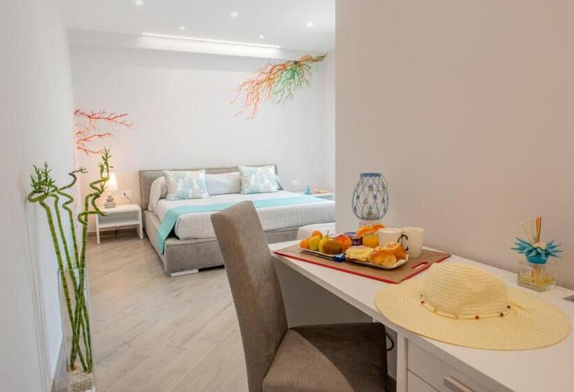 اتاق سوپریور سه تخته, Cioffi Sorrento Rooms