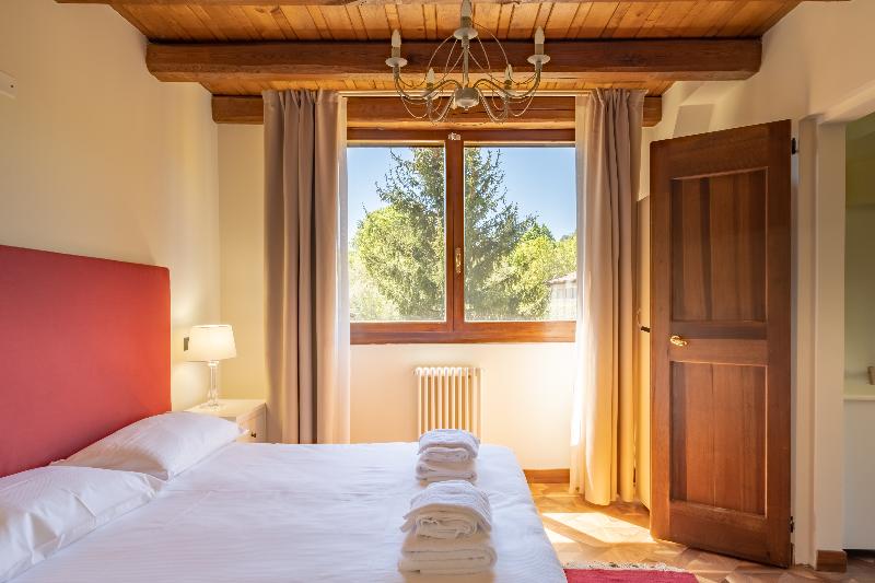 سوییت اجرایی, La Quercia  Bolognarooms