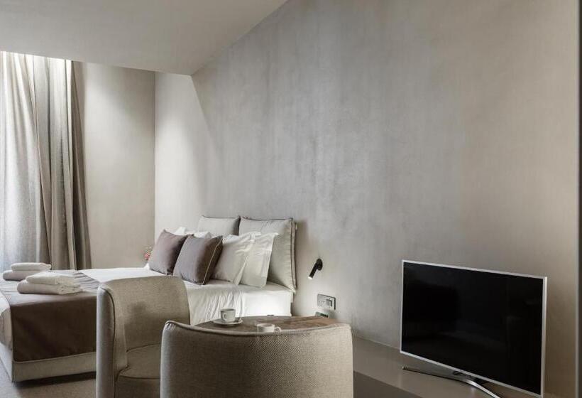 سوییت سوپریور, Elysium Suites Collection