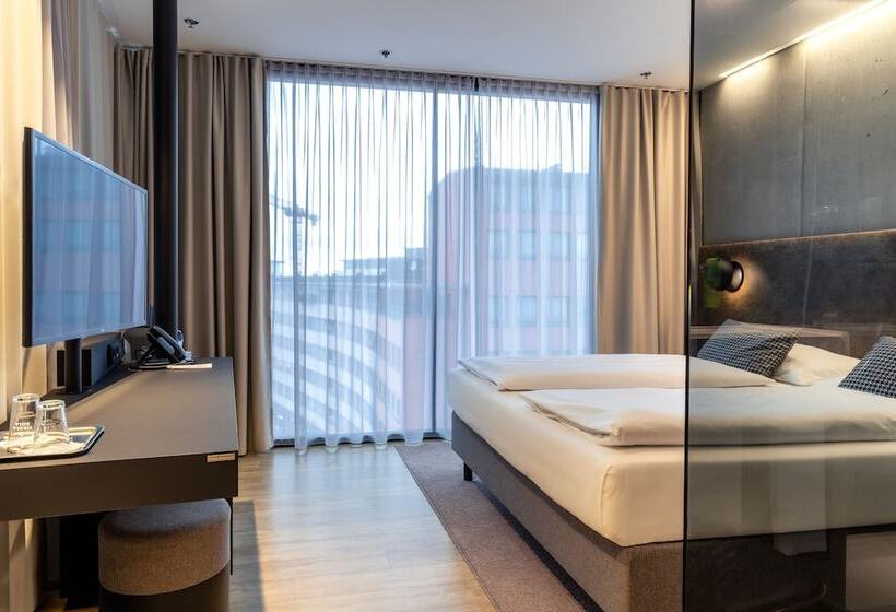 استودیوی استاندارد, Arte Hotel Salzburg
