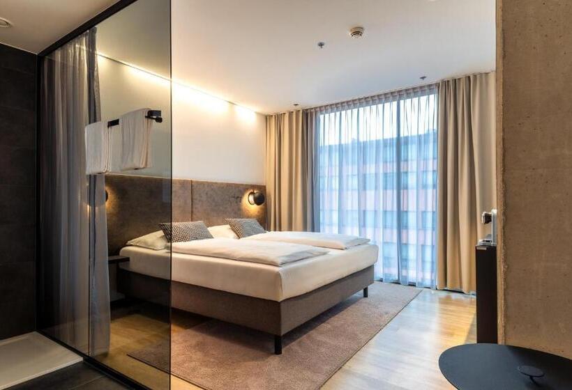 استودیوی استاندارد, Arte Hotel Salzburg