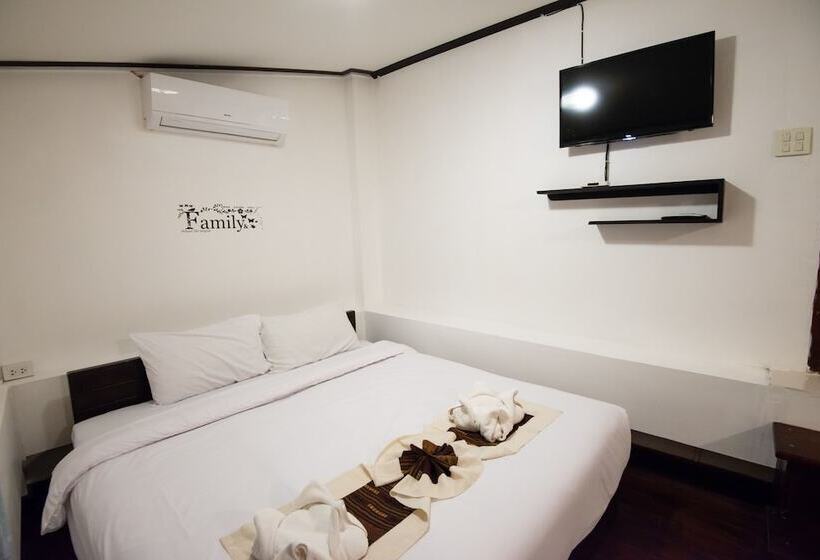 디럭스 트리플 룸, Jasmine Ville Guesthouse