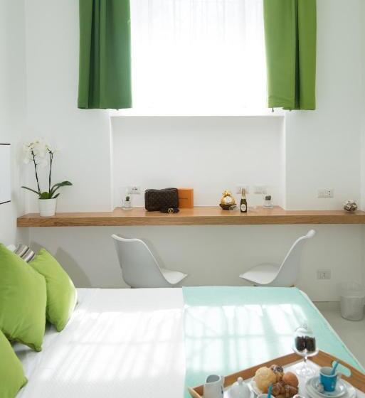 اتاق استاندارد, Sorrento Stylish Rooms