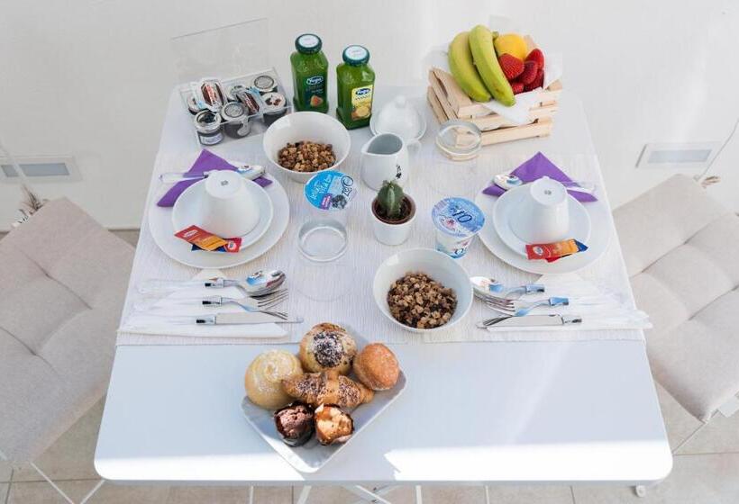 اتاق لوکس با بالکن, Sorrento Stylish Rooms