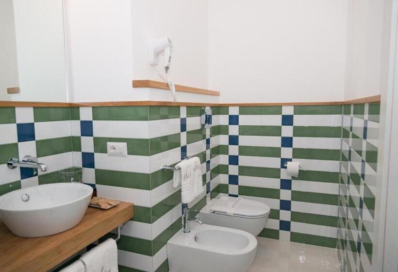 اتاق لوکس با بالکن, Sorrento Stylish Rooms