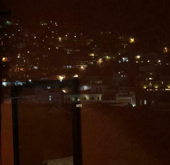 اتاق استاندارد, Del Conde