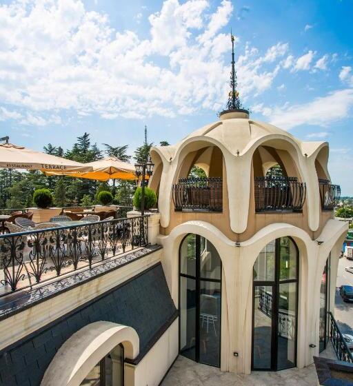 اتاق استاندارد با چشم‌انداز باغ, Garden Palace