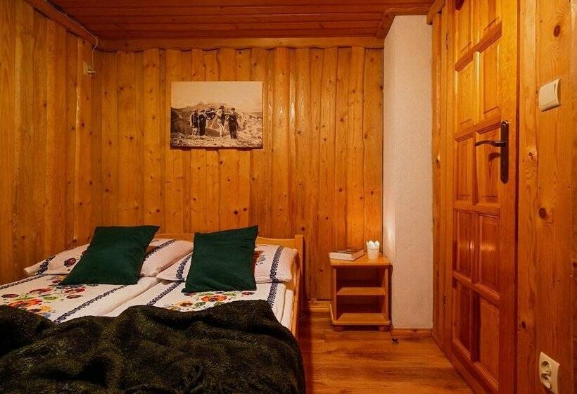 Quarto Estandar, Willa U Gałów
