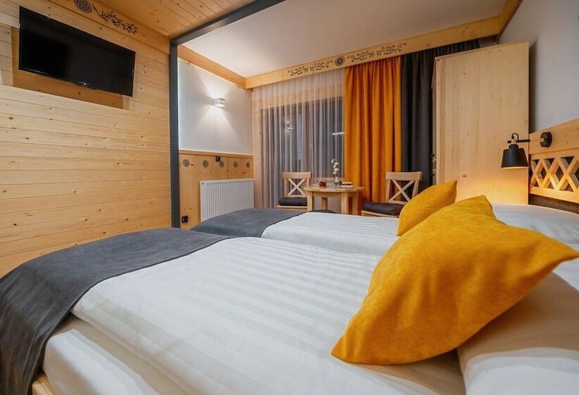 Quarto Triplo Deluxe, Willa U Gałów