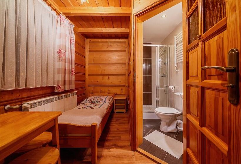 Quarto Triplo Estandar, Willa U Gałów
