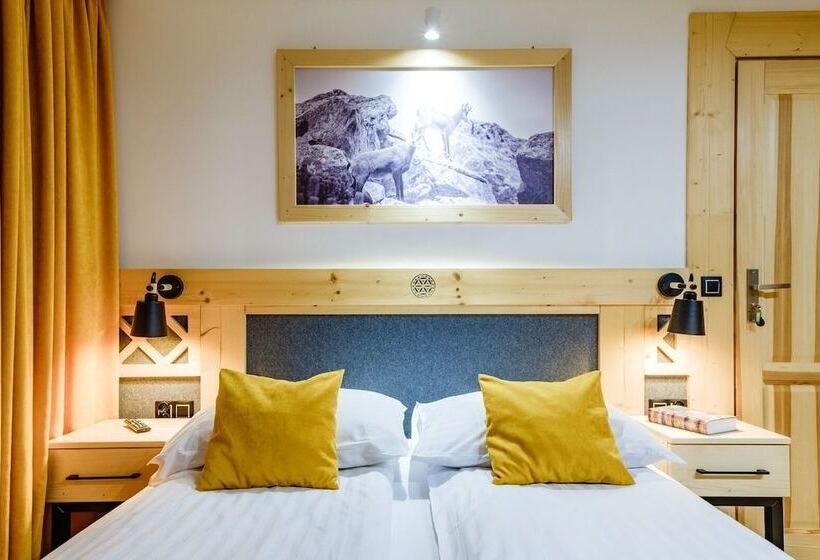 Quarto Triplo Deluxe, Willa U Gałów