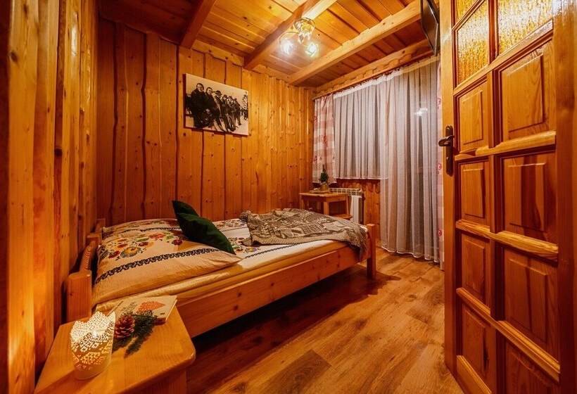 Quarto Estandar, Willa U Gałów