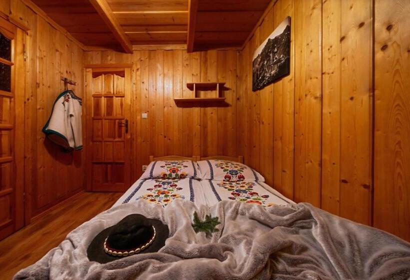Quarto Estandar, Willa U Gałów