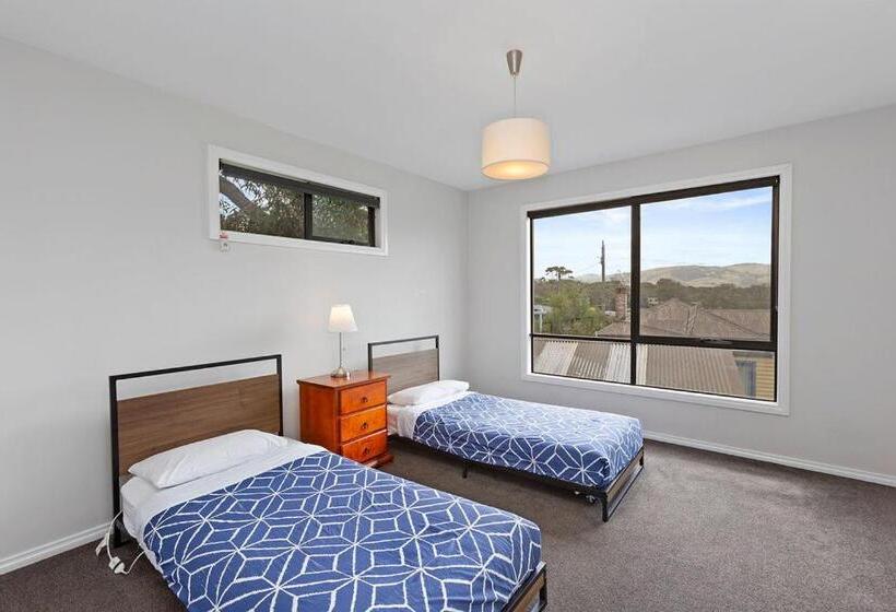 آپارتمان 4 خوابه, Apollo Bay Seal Apartments