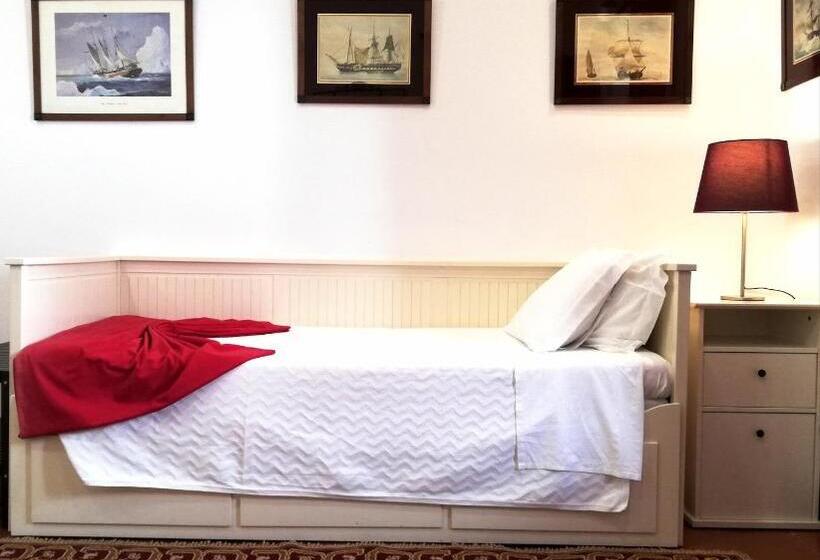 Семейный Номер, Casa Do Peso