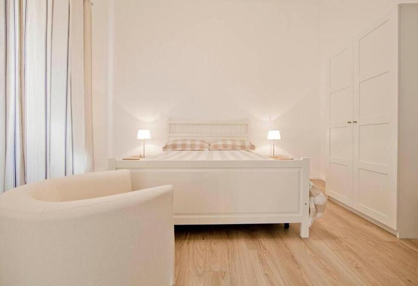 اتاق خانوادگی, B&b Barone Sieri Pepoli