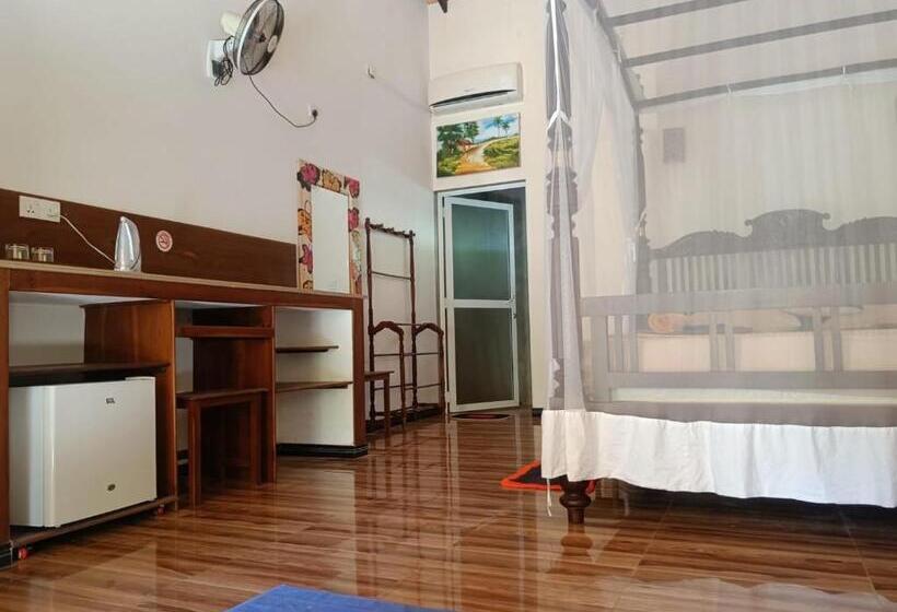 Номер Deluxe, Thambili Cabanas