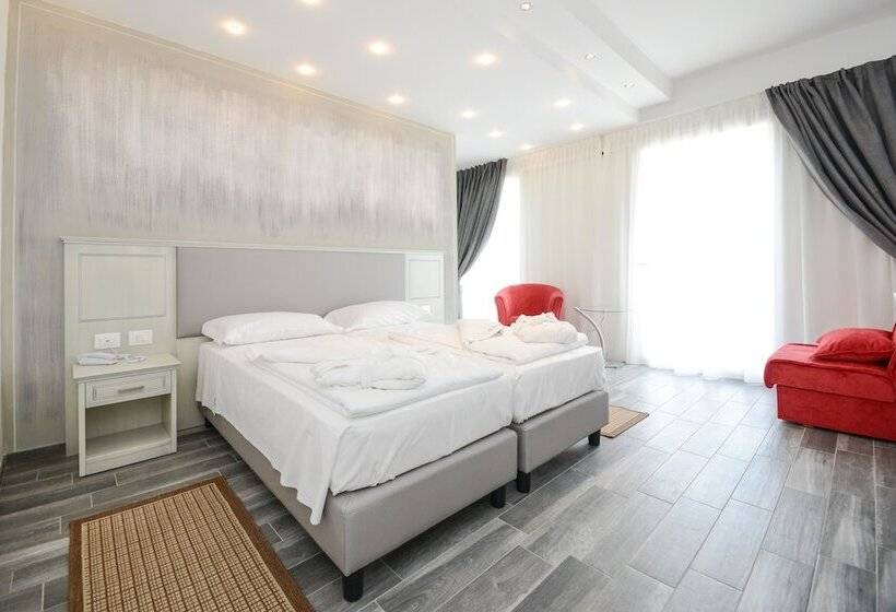 Номер Стандарт Трехместный, Villa Paradiso Suite