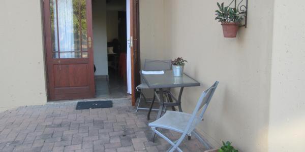 스탠다드 스튜디오, Waterberg Inn