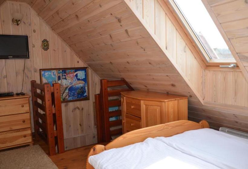 Family Suite, Dworek Mazurski Lizer