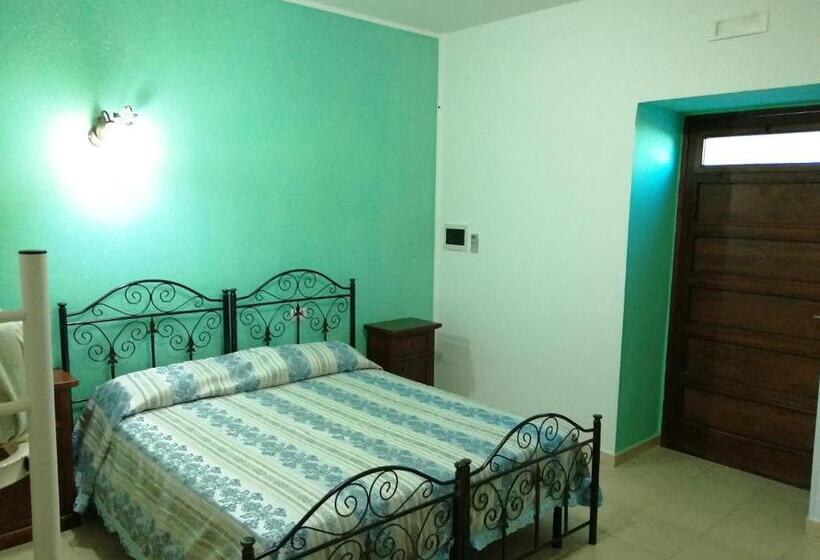Номер Стандарт Трехместный, Agriturismo Tenuta Perruzzi