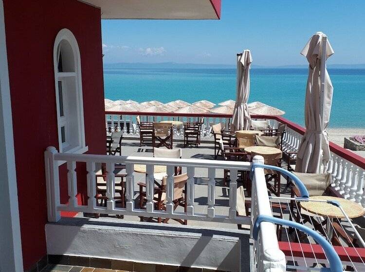 Трехместный Номер Стандарт Боковой Вид на Море, Summer Beach