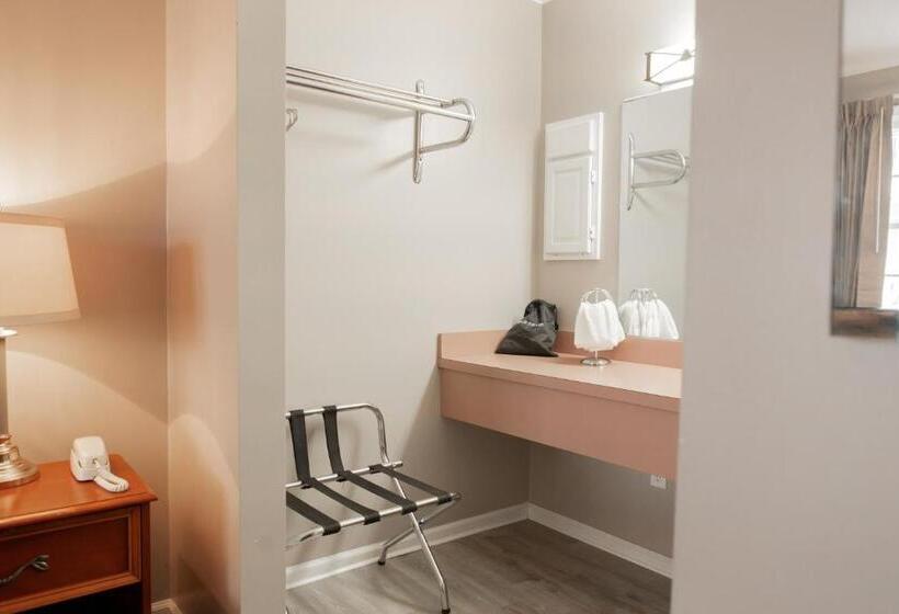 Стандартный Номер Кровать Кинг, Admiral Motel