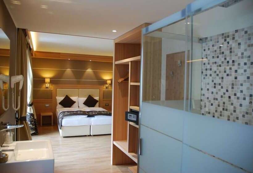 اتاق سوپریور سه تخته, B&b Bondi